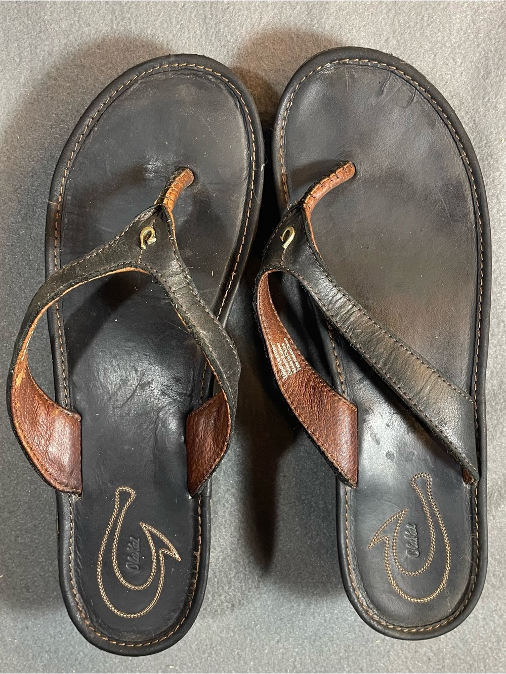 OluKai Hali'a Black Leather Platform Wedge Sandals Women’s Size 9 US